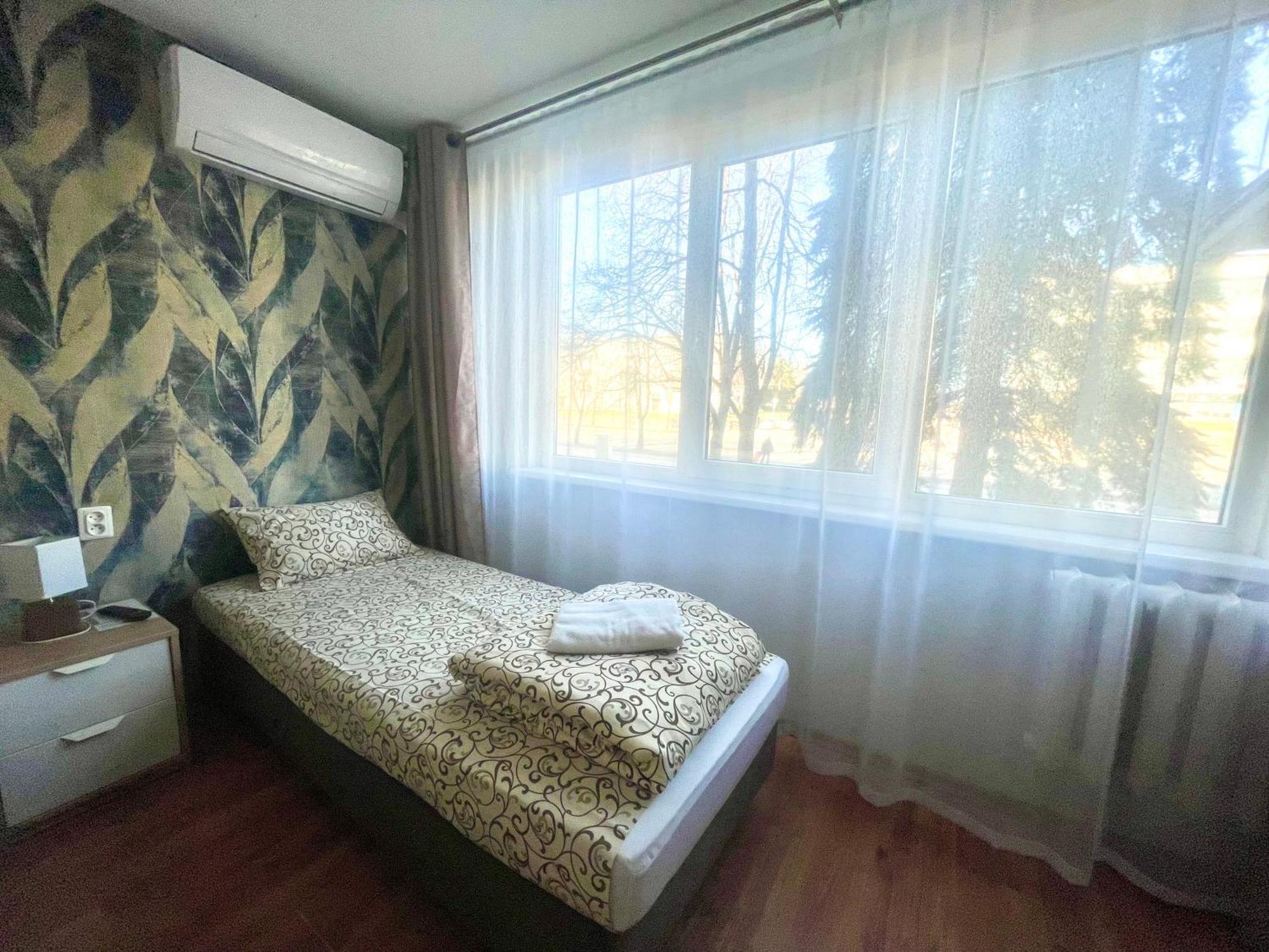 Savan House "Easy Kaunas" Bagian luar foto